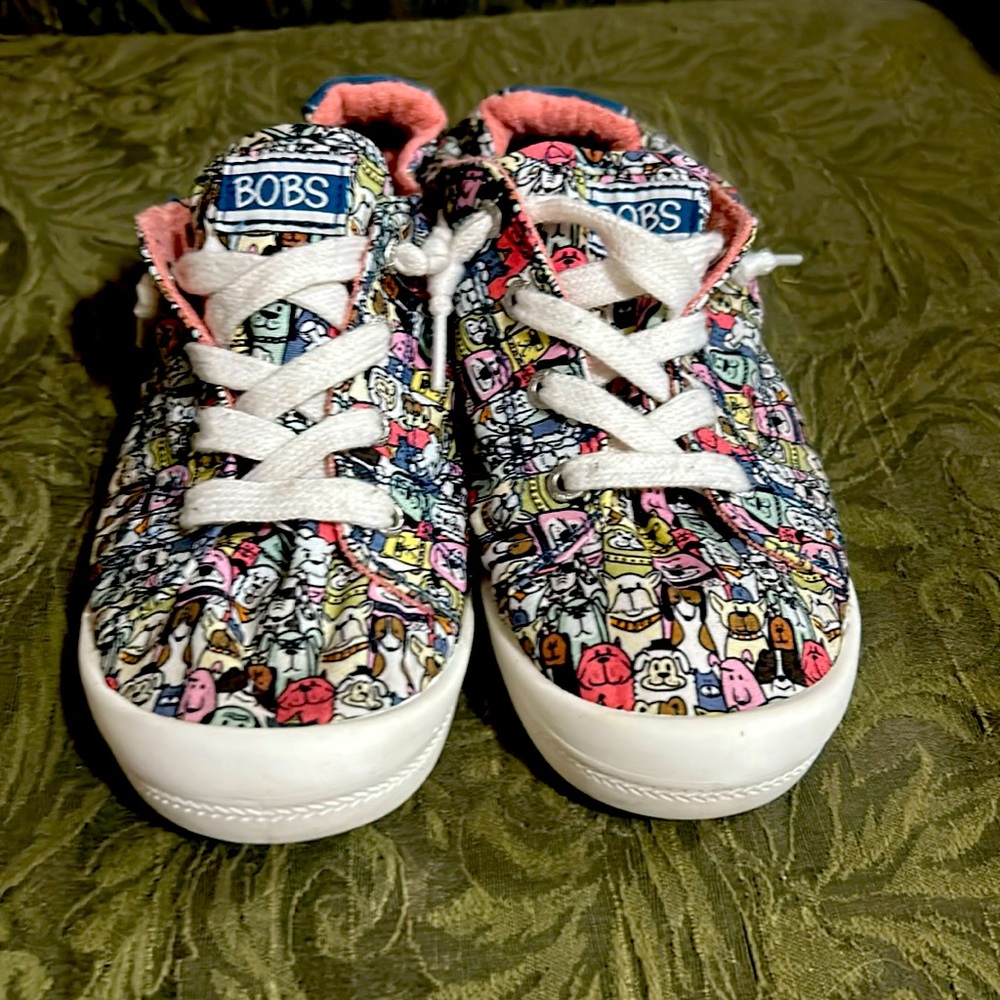 Bob’s from sketchers memory foam sneakers with puppy print